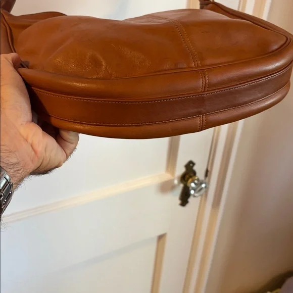 Vintage Coach Brown Leather Hobo Shoulder Bag - Picture 10 of 12